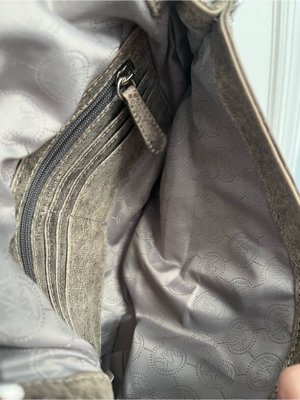 Michael Kors Distressed Leather Chain Trim Shoulder Clutch HandBag - Picture 15 of 17